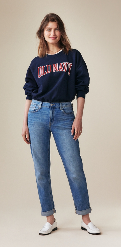 A pair of mid-rise wow boyfriend jeans.