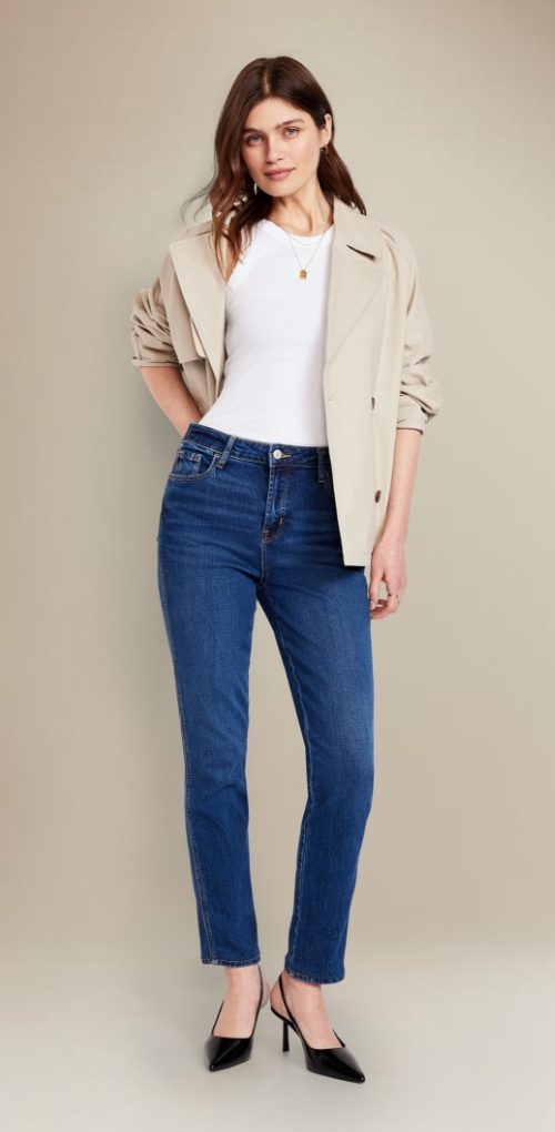 A woman in a seamlessly fitted dark wash jean.